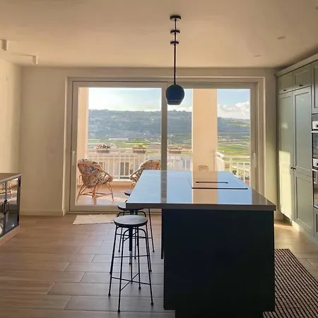 Apartment Sea View & Countryside In Manikata