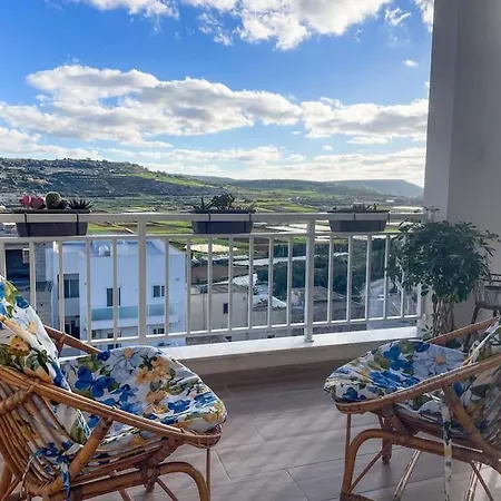 Sea View & Countryside In *