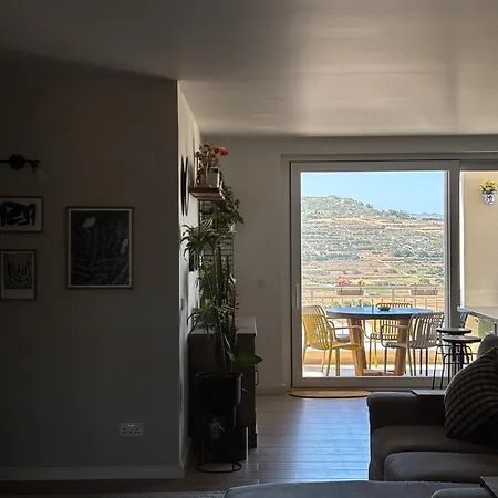 Sea View & Countryside In *